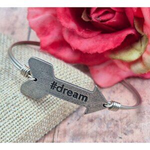 NWT Luca & Danni Silver Tone Hashtag # dream Arrow Bracelet Bangle